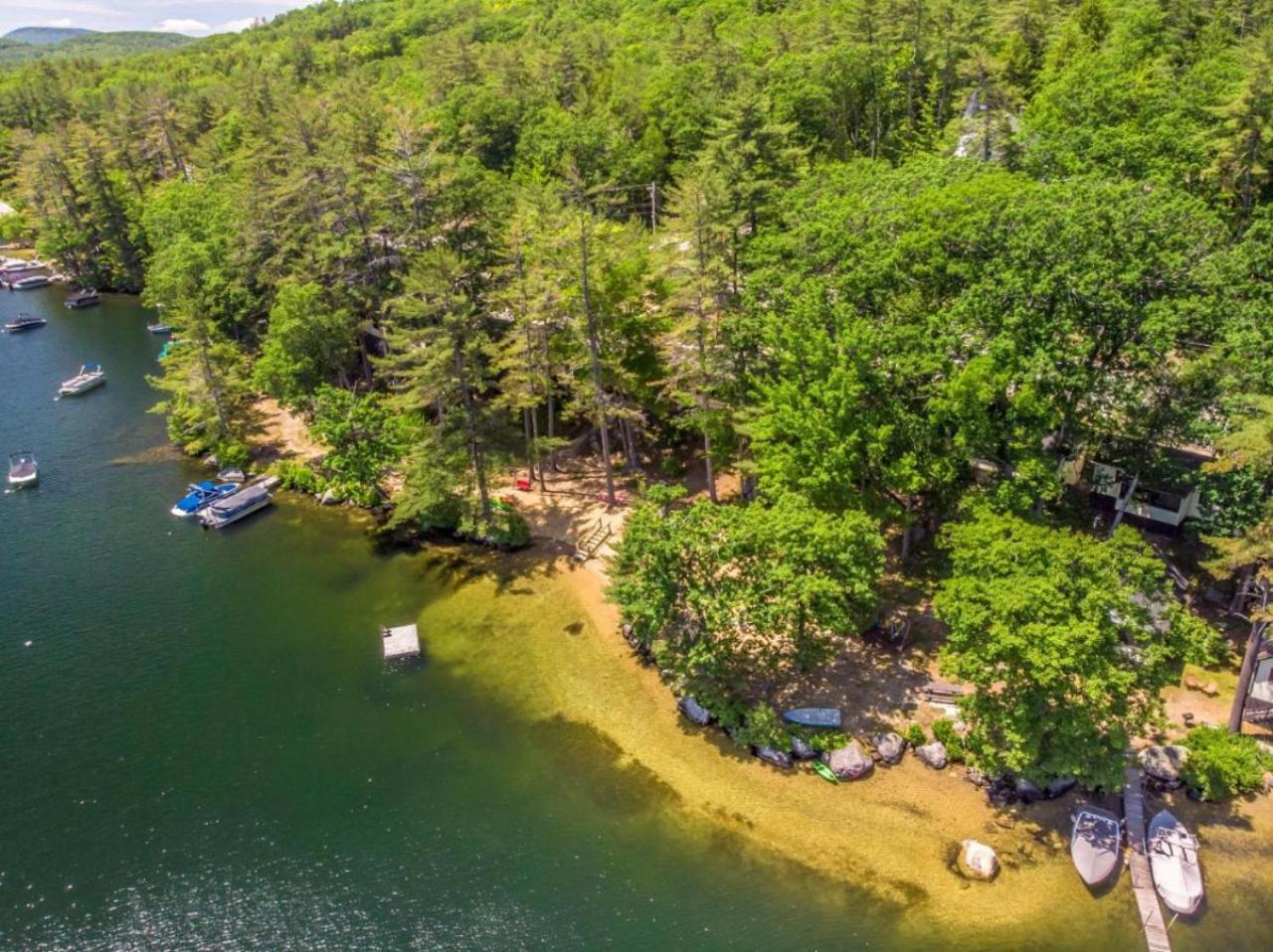 Waterfront Home On Squam Lake ホールダーネス エクステリア 写真